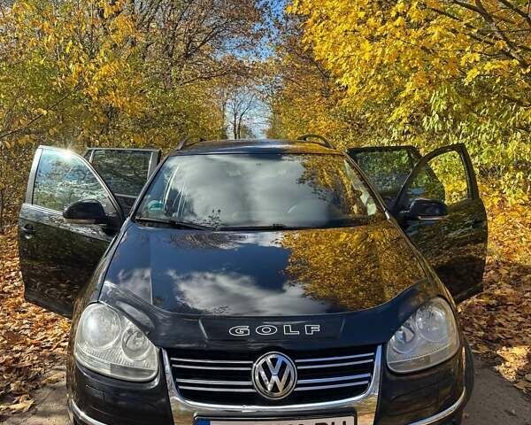 Черный Фольксваген Гольф, объемом двигателя 1.9 л и пробегом 293 тыс. км за 6000 $, фото 25 на Automoto.ua