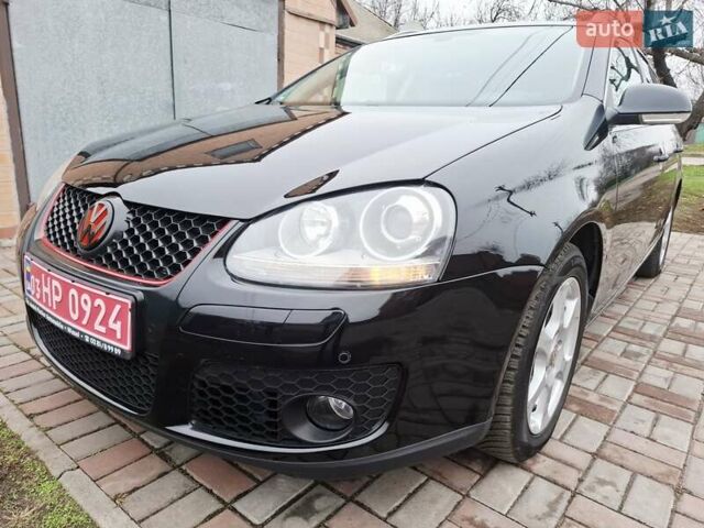 Черный Фольксваген Гольф, объемом двигателя 1.4 л и пробегом 223 тыс. км за 7350 $, фото 1 на Automoto.ua