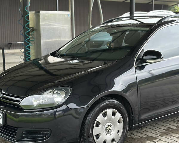 Черный Фольксваген Гольф, объемом двигателя 1.39 л и пробегом 190 тыс. км за 5850 $, фото 2 на Automoto.ua