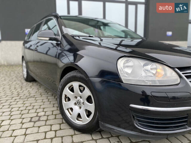 Черный Фольксваген Гольф, объемом двигателя 1.39 л и пробегом 312 тыс. км за 4899 $, фото 9 на Automoto.ua