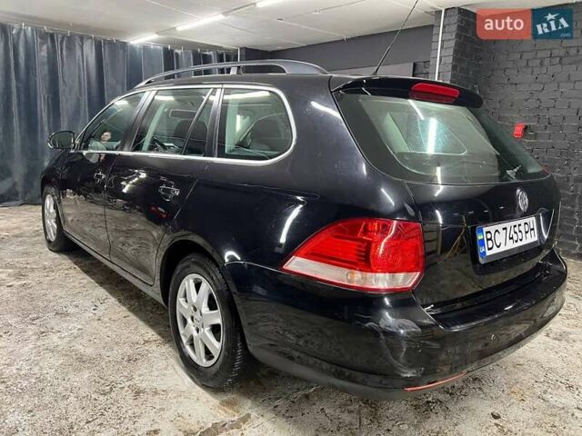 Черный Фольксваген Гольф, объемом двигателя 1.4 л и пробегом 211 тыс. км за 5350 $, фото 3 на Automoto.ua