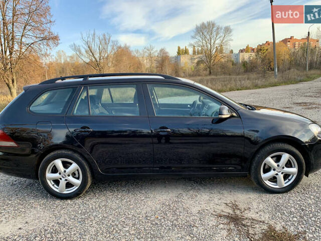 Чорний Фольксваген Гольф, об'ємом двигуна 1.6 л та пробігом 239 тис. км за 6799 $, фото 4 на Automoto.ua