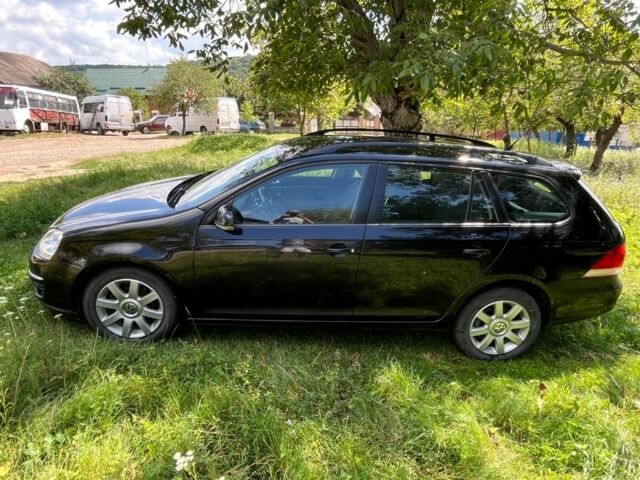 Черный Фольксваген Гольф, объемом двигателя 1.9 л и пробегом 275 тыс. км за 5500 $, фото 1 на Automoto.ua