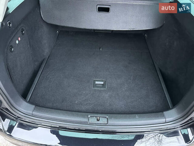 Черный Фольксваген Гольф, объемом двигателя 1.6 л и пробегом 248 тыс. км за 8199 $, фото 43 на Automoto.ua