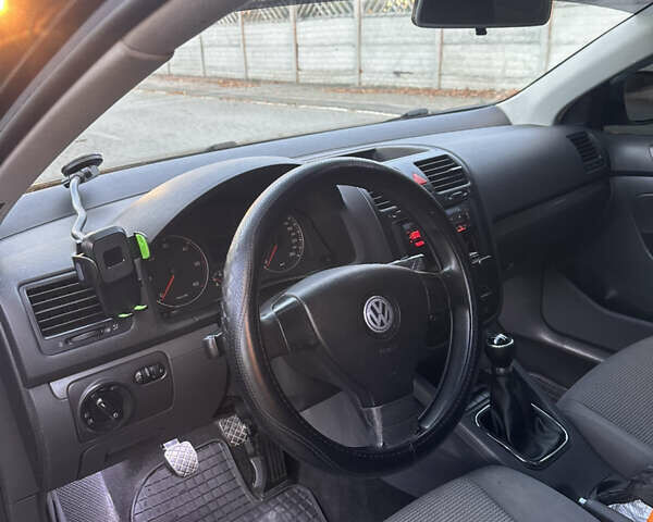 Черный Фольксваген Гольф, объемом двигателя 1.9 л и пробегом 263 тыс. км за 6200 $, фото 20 на Automoto.ua