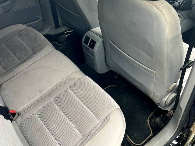 Чорний Фольксваген Гольф, об'ємом двигуна 1.9 л та пробігом 278 тис. км за 5800 $, фото 5 на Automoto.ua