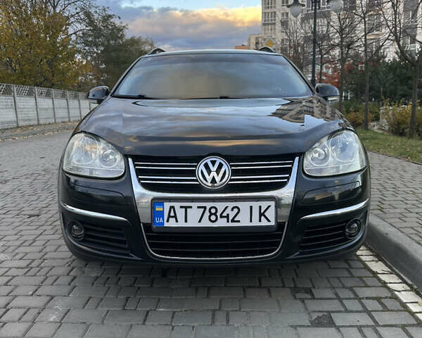 Черный Фольксваген Гольф, объемом двигателя 1.9 л и пробегом 263 тыс. км за 6200 $, фото 2 на Automoto.ua