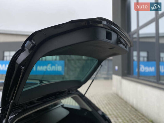 Черный Фольксваген Гольф, объемом двигателя 1.39 л и пробегом 312 тыс. км за 4899 $, фото 43 на Automoto.ua