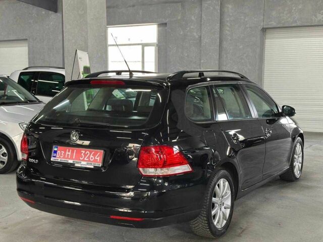 Черный Фольксваген Гольф, объемом двигателя 1.6 л и пробегом 265 тыс. км за 6999 $, фото 5 на Automoto.ua