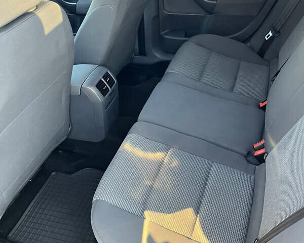 Чорний Фольксваген Гольф, об'ємом двигуна 1.6 л та пробігом 267 тис. км за 7500 $, фото 9 на Automoto.ua