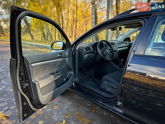 Фольксваген Гольф 2009 у Сумах на Automoto.ua Чорний Фольксваген Гольф, об'ємом двигуна 1.6 л та пробігом 238 тис. км за 6800 $, фото 53 на Automoto.ua