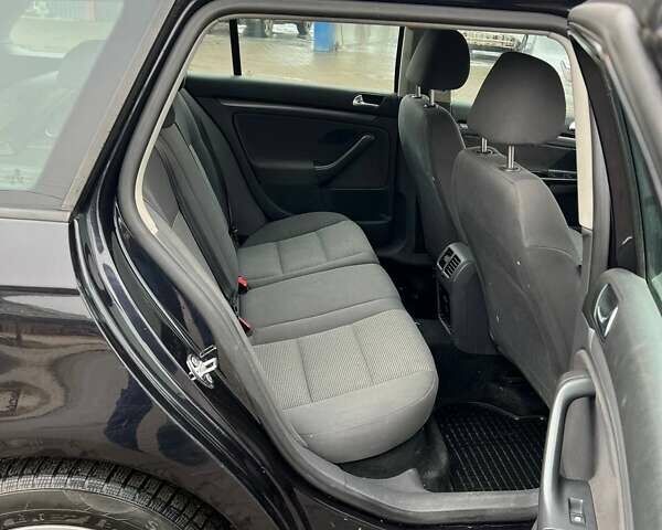 Черный Фольксваген Гольф, объемом двигателя 1.9 л и пробегом 280 тыс. км за 6500 $, фото 9 на Automoto.ua