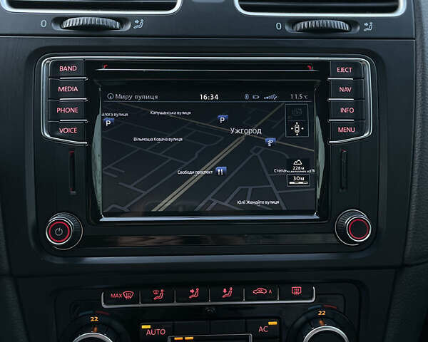 Черный Фольксваген Гольф, объемом двигателя 1.39 л и пробегом 290 тыс. км за 8200 $, фото 19 на Automoto.ua