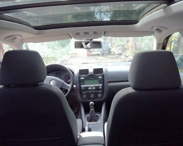 Чорний Фольксваген Гольф, об'ємом двигуна 1.4 л та пробігом 185 тис. км за 6700 $, фото 17 на Automoto.ua