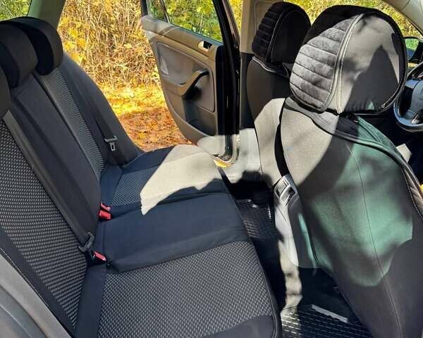 Черный Фольксваген Гольф, объемом двигателя 1.9 л и пробегом 293 тыс. км за 6000 $, фото 45 на Automoto.ua