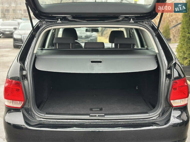 Черный Фольксваген Гольф, объемом двигателя 1.6 л и пробегом 261 тыс. км за 7200 $, фото 11 на Automoto.ua