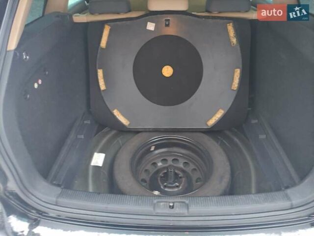 Черный Фольксваген Гольф, объемом двигателя 1.4 л и пробегом 207 тыс. км за 6600 $, фото 26 на Automoto.ua