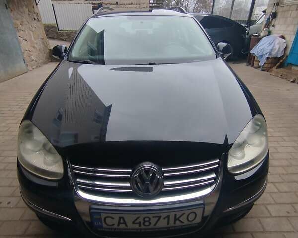 Черный Фольксваген Гольф, объемом двигателя 1.6 л и пробегом 214 тыс. км за 6600 $, фото 2 на Automoto.ua