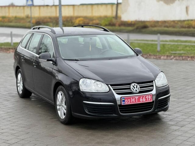 Черный Фольксваген Гольф, объемом двигателя 1.4 л и пробегом 231 тыс. км за 5950 $, фото 1 на Automoto.ua