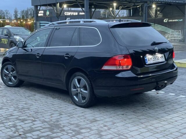 Черный Фольксваген Гольф, объемом двигателя 2 л и пробегом 321 тыс. км за 6500 $, фото 4 на Automoto.ua