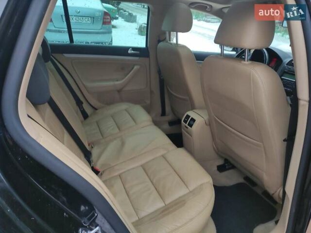 Черный Фольксваген Гольф, объемом двигателя 1.4 л и пробегом 207 тыс. км за 6600 $, фото 33 на Automoto.ua