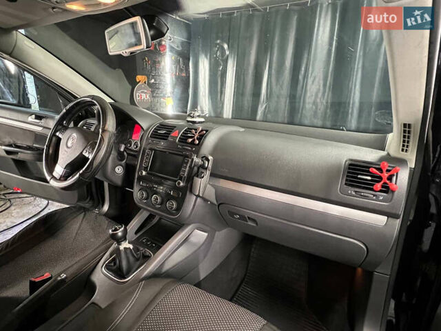 Чорний Фольксваген Гольф, об'ємом двигуна 1.9 л та пробігом 359 тис. км за 7000 $, фото 14 на Automoto.ua