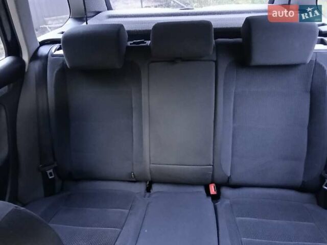 Фольксваген Гольф 2009 в Кропивницком (Кировограде) на Automoto.ua Черный Фольксваген Гольф, объемом двигателя 1.97 л и пробегом 210 тыс. км за 6500 $, фото 5 на Automoto.ua