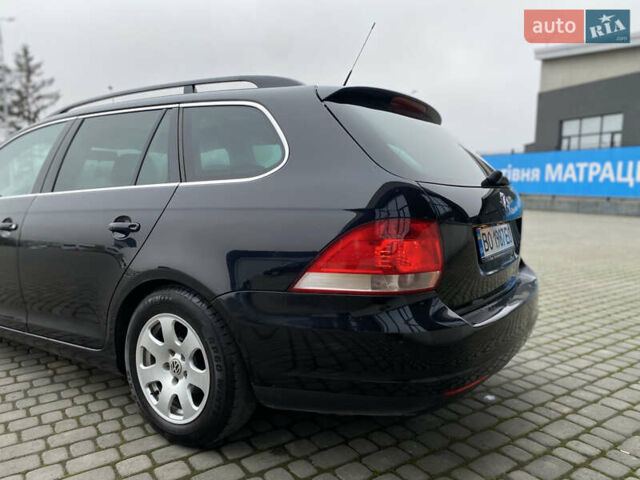 Черный Фольксваген Гольф, объемом двигателя 1.39 л и пробегом 312 тыс. км за 4899 $, фото 21 на Automoto.ua