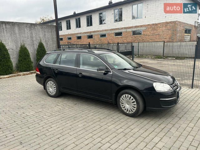 Черный Фольксваген Гольф, объемом двигателя 1.39 л и пробегом 210 тыс. км за 5150 $, фото 2 на Automoto.ua