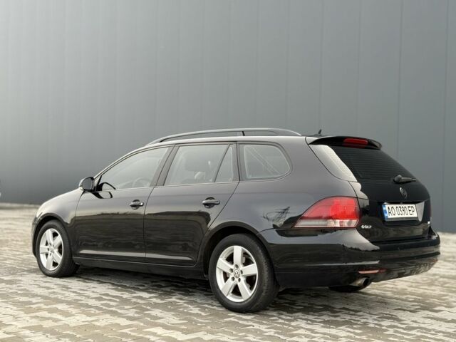 Черный Фольксваген Гольф, объемом двигателя 1.6 л и пробегом 276 тыс. км за 6300 $, фото 2 на Automoto.ua