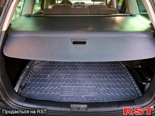 Чорний Фольксваген Гольф, об'ємом двигуна 1.6 л та пробігом 249 тис. км за 7170 $, фото 5 на Automoto.ua