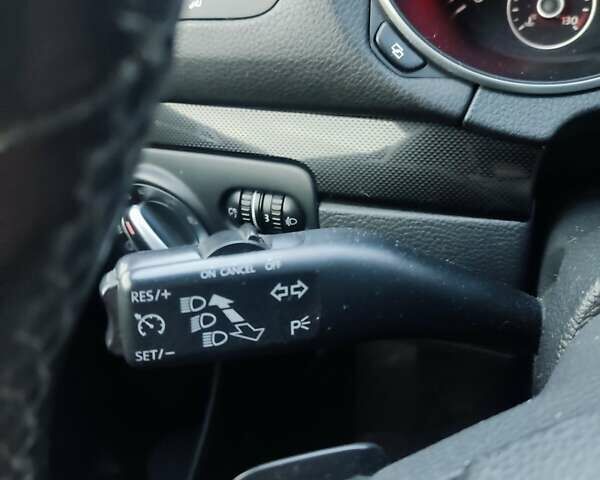 Черный Фольксваген Гольф, объемом двигателя 1.39 л и пробегом 166 тыс. км за 7200 $, фото 39 на Automoto.ua