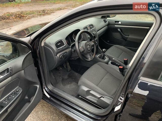 Черный Фольксваген Гольф, объемом двигателя 1.6 л и пробегом 239 тыс. км за 6999 $, фото 10 на Automoto.ua