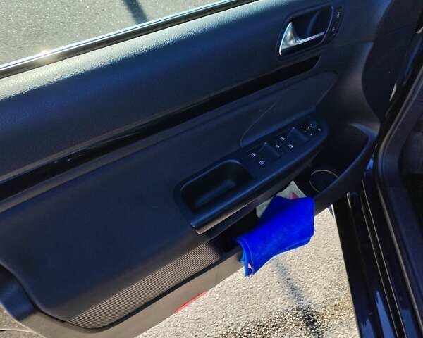 Чорний Фольксваген Гольф, об'ємом двигуна 1.4 л та пробігом 164 тис. км за 7800 $, фото 9 на Automoto.ua