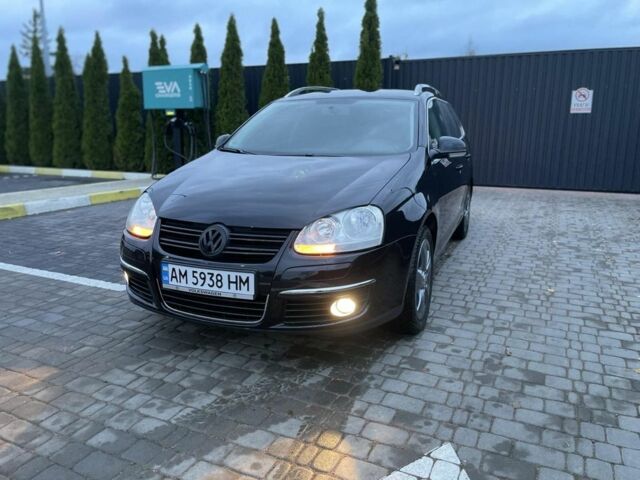 Черный Фольксваген Гольф, объемом двигателя 2 л и пробегом 321 тыс. км за 6500 $, фото 7 на Automoto.ua