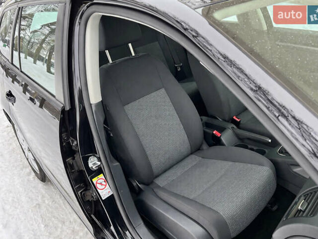 Чорний Фольксваген Гольф, об'ємом двигуна 1.6 л та пробігом 185 тис. км за 6500 $, фото 30 на Automoto.ua