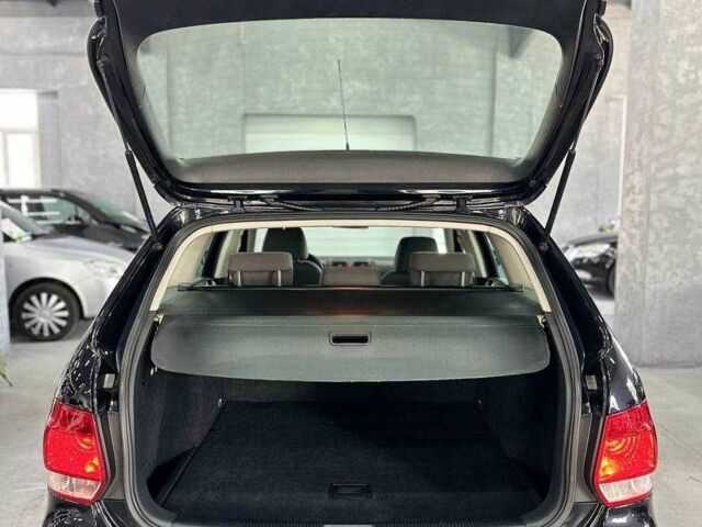 Черный Фольксваген Гольф, объемом двигателя 1.6 л и пробегом 265 тыс. км за 6999 $, фото 18 на Automoto.ua