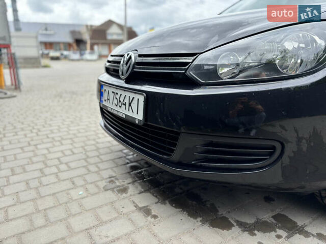 Черный Фольксваген Гольф, объемом двигателя 1.6 л и пробегом 238 тыс. км за 7850 $, фото 4 на Automoto.ua