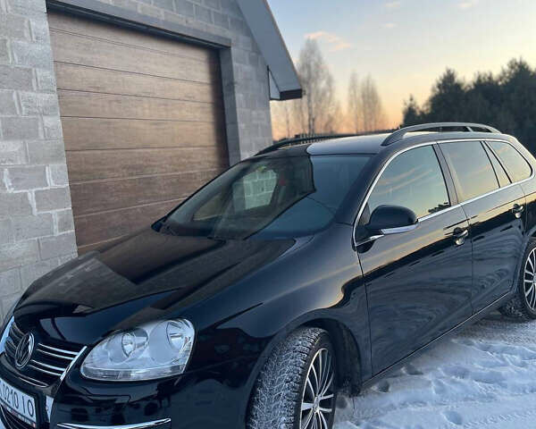 Черный Фольксваген Гольф, объемом двигателя 1.4 л и пробегом 212 тыс. км за 6500 $, фото 6 на Automoto.ua