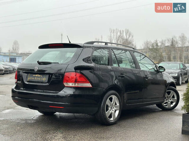 Черный Фольксваген Гольф, объемом двигателя 1.6 л и пробегом 261 тыс. км за 7200 $, фото 1 на Automoto.ua
