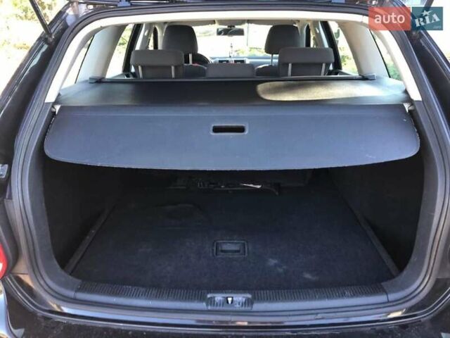 Черный Фольксваген Гольф, объемом двигателя 1.39 л и пробегом 246 тыс. км за 6600 $, фото 1 на Automoto.ua