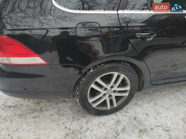 Черный Фольксваген Гольф, объемом двигателя 1.4 л и пробегом 207 тыс. км за 6600 $, фото 11 на Automoto.ua