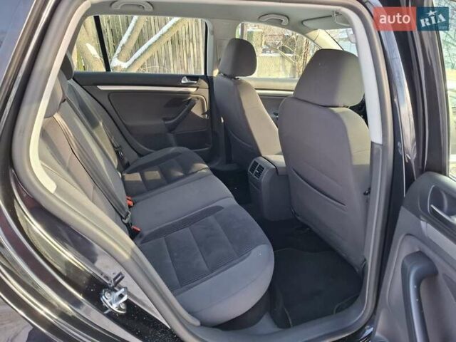 Чорний Фольксваген Гольф, об'ємом двигуна 1.4 л та пробігом 243 тис. км за 6999 $, фото 12 на Automoto.ua