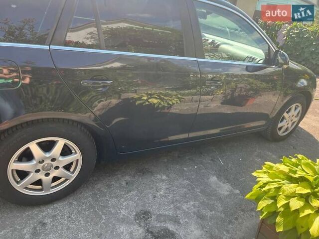 Черный Фольксваген Гольф, объемом двигателя 1.39 л и пробегом 260 тыс. км за 6500 $, фото 7 на Automoto.ua