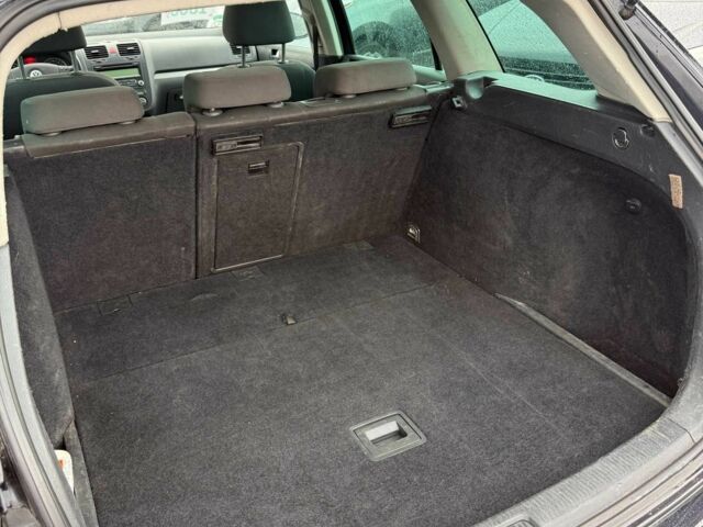 Чорний Фольксваген Гольф, об'ємом двигуна 1.4 л та пробігом 231 тис. км за 7500 $, фото 9 на Automoto.ua