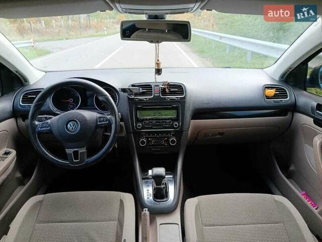 Фольксваген Гольф 2009 в Герце на Automoto.ua Черный Фольксваген Гольф, объемом двигателя 1.97 л и пробегом 370 тыс. км за 7500 $, фото 4 на Automoto.ua