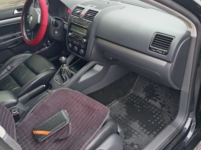 Чорний Фольксваген Гольф, об'ємом двигуна 1.9 л та пробігом 250 тис. км за 6150 $, фото 1 на Automoto.ua