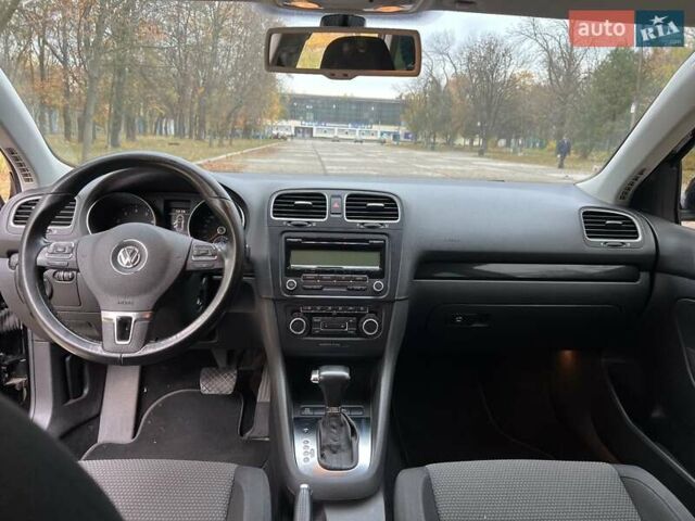 Фольксваген Гольф 2009 в Желтых Водах на Automoto.ua Черный Фольксваген Гольф, объемом двигателя 1.39 л и пробегом 163 тыс. км за 8100 $, фото 13 на Automoto.ua