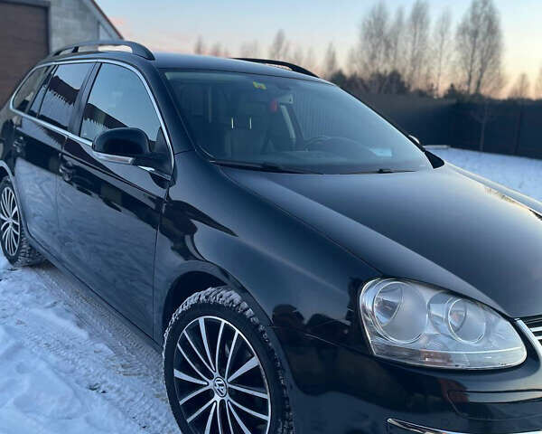 Черный Фольксваген Гольф, объемом двигателя 1.4 л и пробегом 212 тыс. км за 6500 $, фото 1 на Automoto.ua