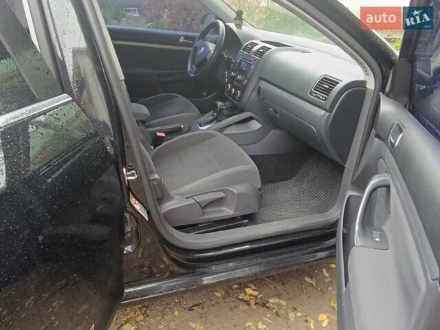 Фольксваген Гольф 2009 в Кропивницком (Кировограде) на Automoto.ua Черный Фольксваген Гольф, объемом двигателя 1.97 л и пробегом 210 тыс. км за 6500 $, фото 8 на Automoto.ua